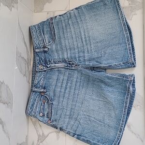 American Eagle Low-Rise Baggy Short